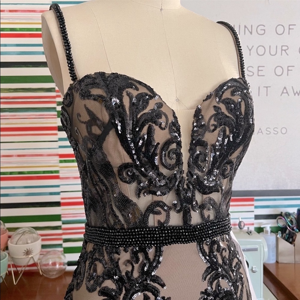 Mac Duggal Formal stunning beaded gown